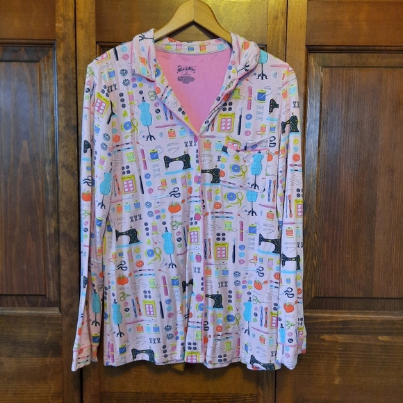 Nick & Nora Modal Blend 2 Piece Light Pink Sewing Seamstress Themed Pajama Set - Picture 3 of 16